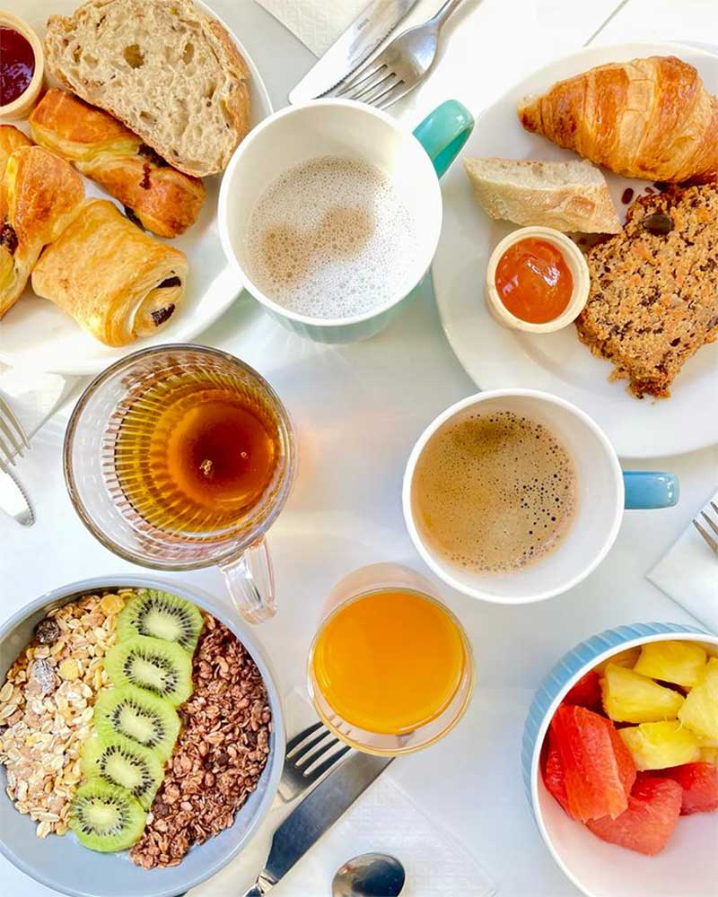 Petit déjeuner inclus – buffet à volonté